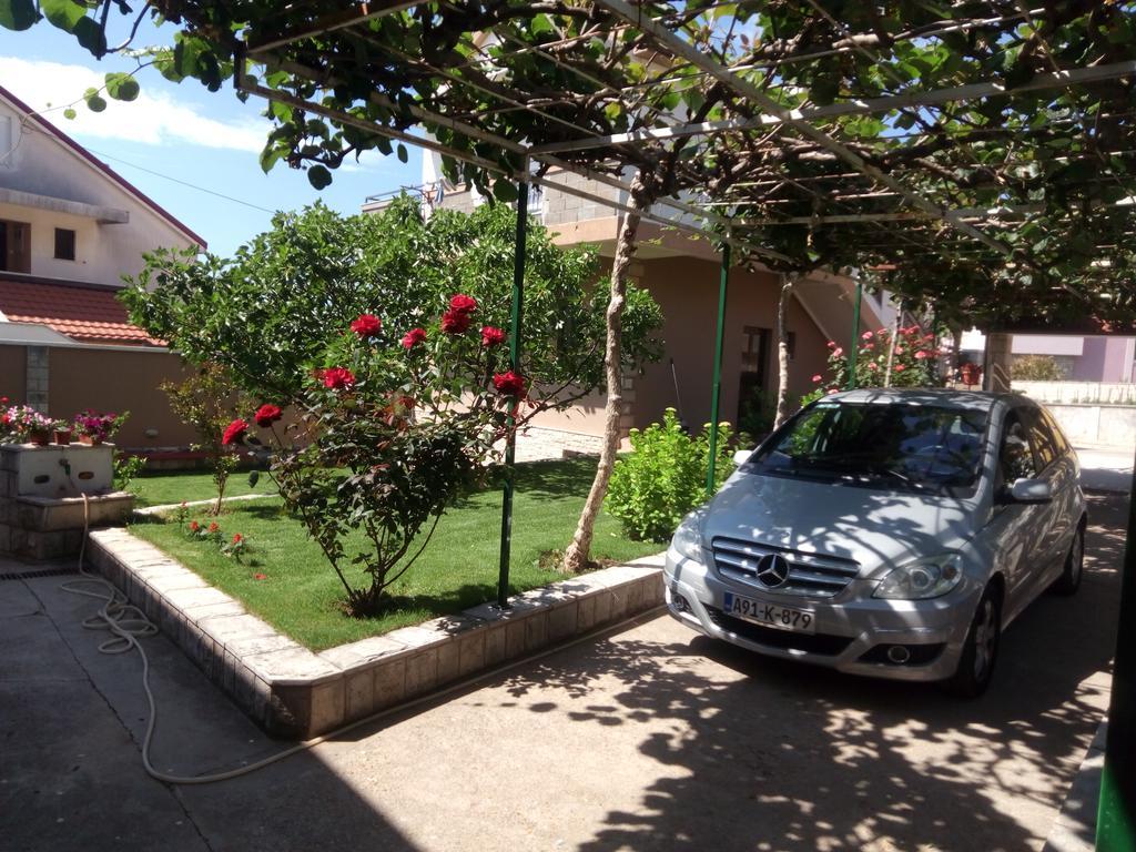 Apartments Leo Требинье Экстерьер фото